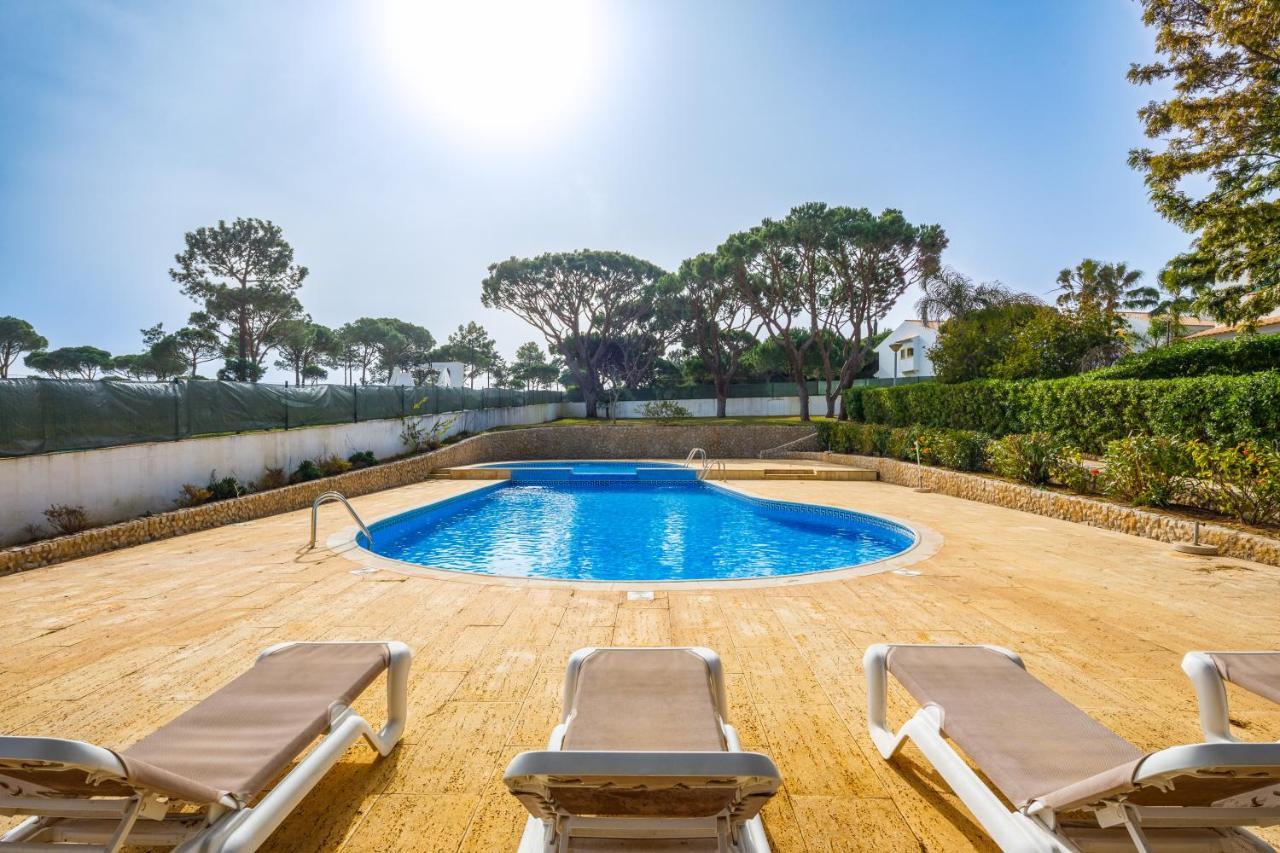 Falesia Beach Villa By The Portuguese Butler Olhos de Agua  Ngoại thất bức ảnh